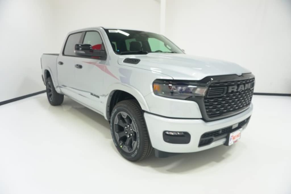 New 2026 Ram 1500 LONE STAR CREW CAB 4X2 5'7 BOX Pickup