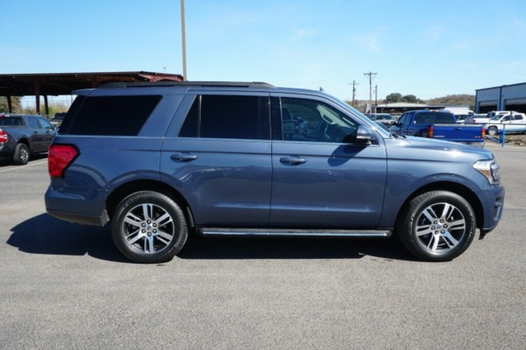 Used 2022 Ford Expedition XLT SUV