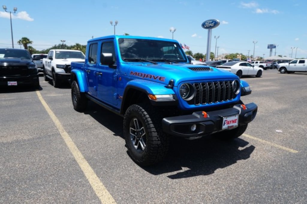 Used 2025 Jeep Gladiator Mojave Pickup Truck