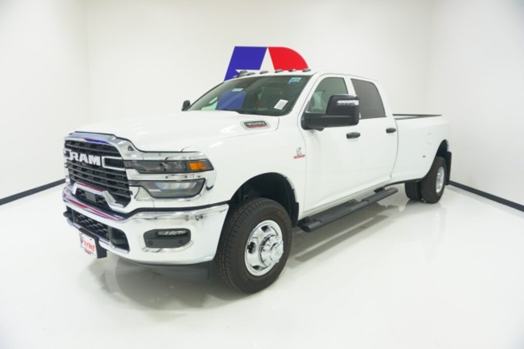 New 2026 Ram 3500 TRADESMAN CREW CAB 4X4 8' BOX Pickup