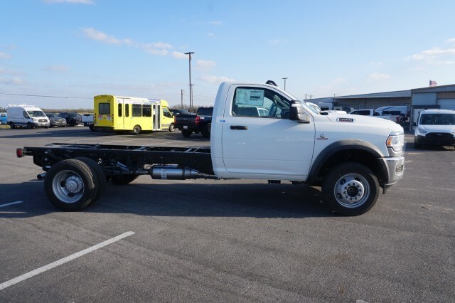 2024 Ram 4500 Tradesman photo 4