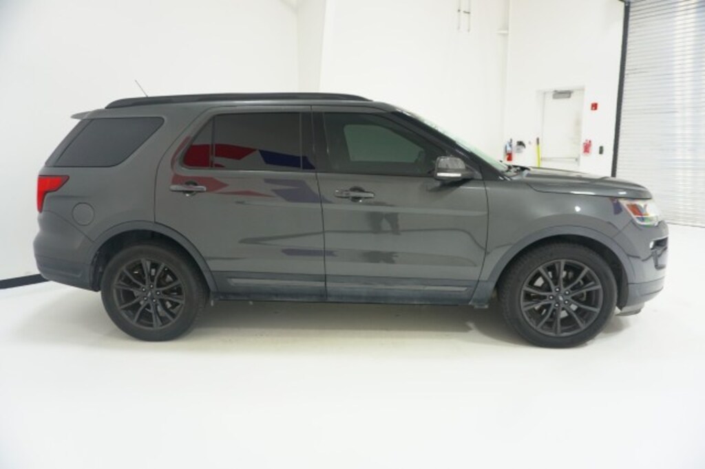 Used 2018 Ford Explorer XLT SUV