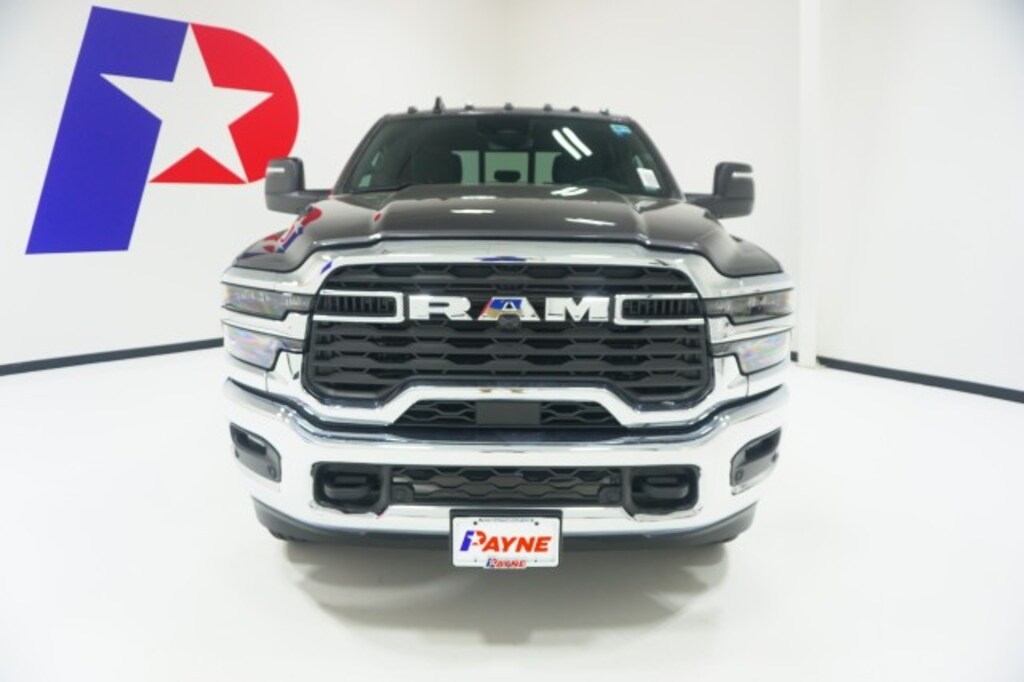 New 2026 Ram 2500 TRADESMAN CREW CAB 4X4 6'4 BOX Pickup