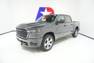 2027 Ram 1500 EXPRESS CREW CAB 4X2 5'7 BOX Pickup