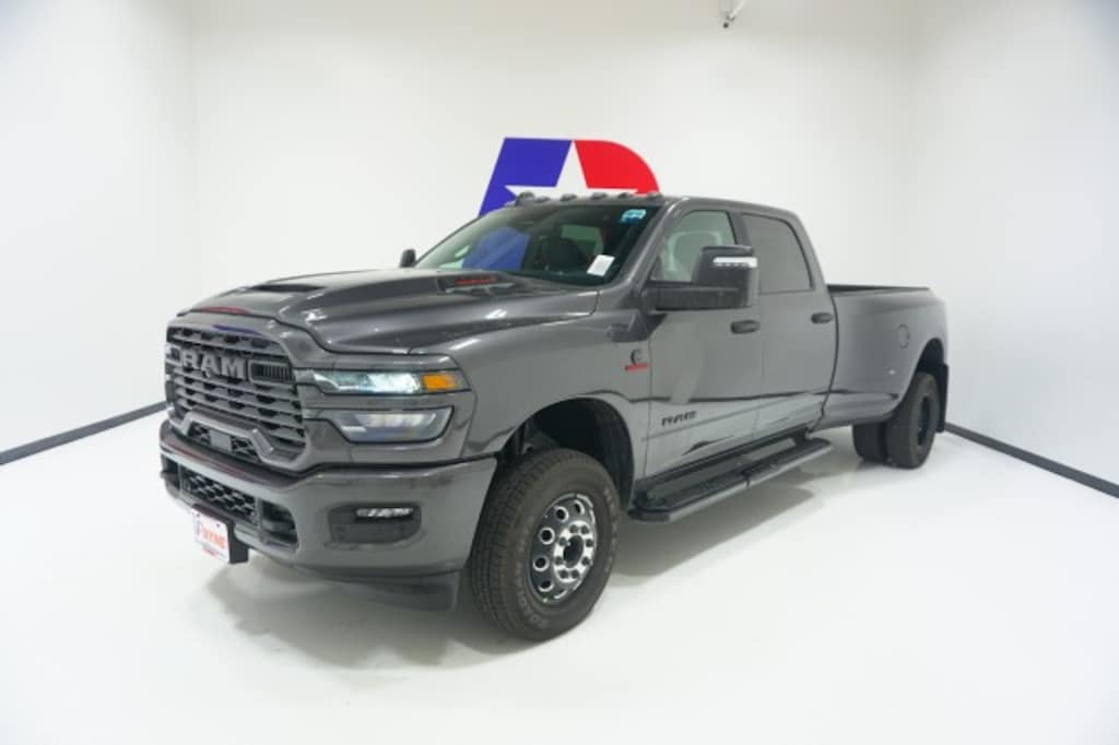 New 2026 Ram 3500 Lone Star Crew Cab 4x4 8' Box Pickup