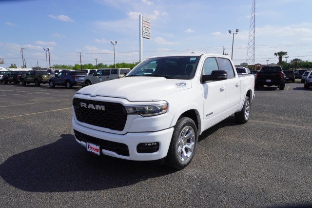2026 Ram 1500 LONE STAR CREW CAB 4X2 5'7 BOX Pickup