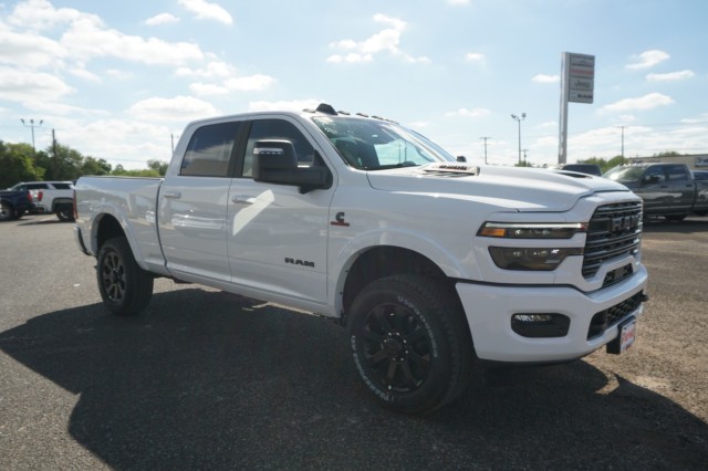 New 2027 Ram 2500 LARAMIE CREW CAB 4X4 6'4 BOX Pickup