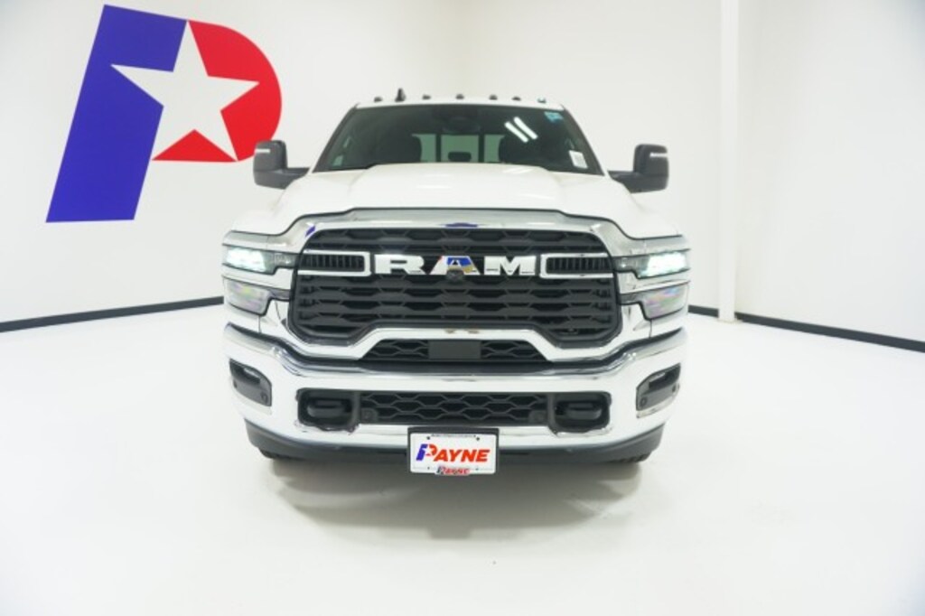 New 2026 Ram 2500 TRADESMAN CREW CAB 4X4 6'4 BOX Pickup