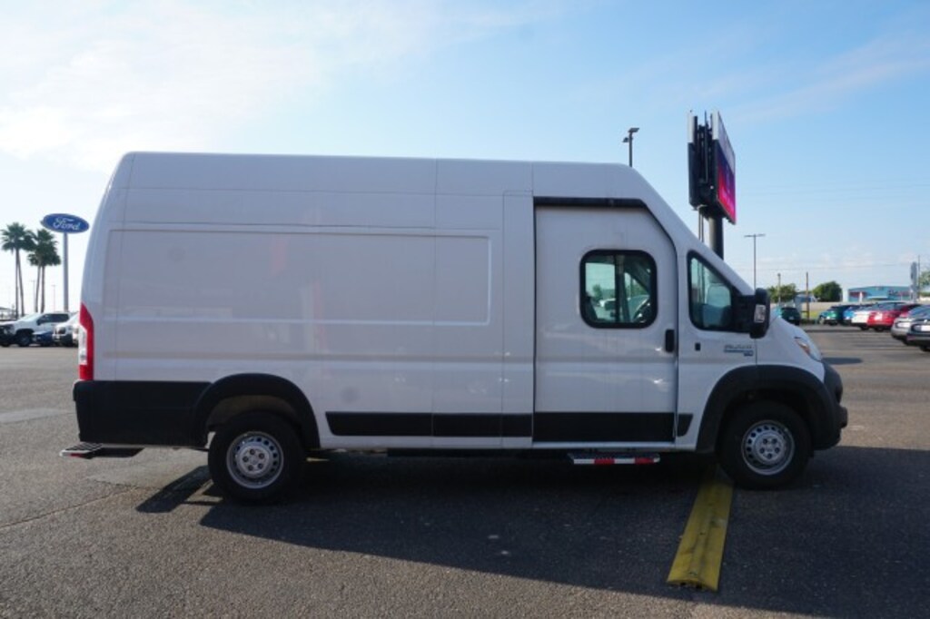 New 2024 Ram ProMaster PROMASTER EV SUPER HIGH ROOF 159â WB EXT Cargo Van