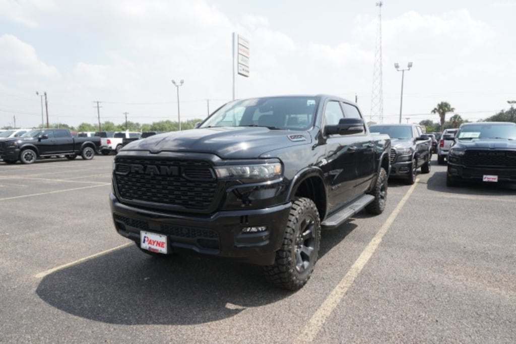 New 2026 Ram 1500 LONE STAR CREW CAB 4X4 5'7 BOX Pickup