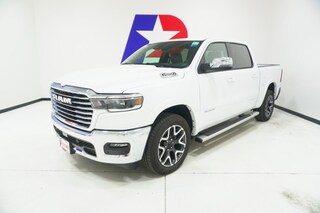 2026 Ram 1500 LARAMIE CREW CAB 4X2 5'7 BOX Pickup