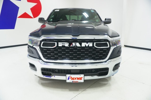 2025 Ram 1500 Tradesman photo 2