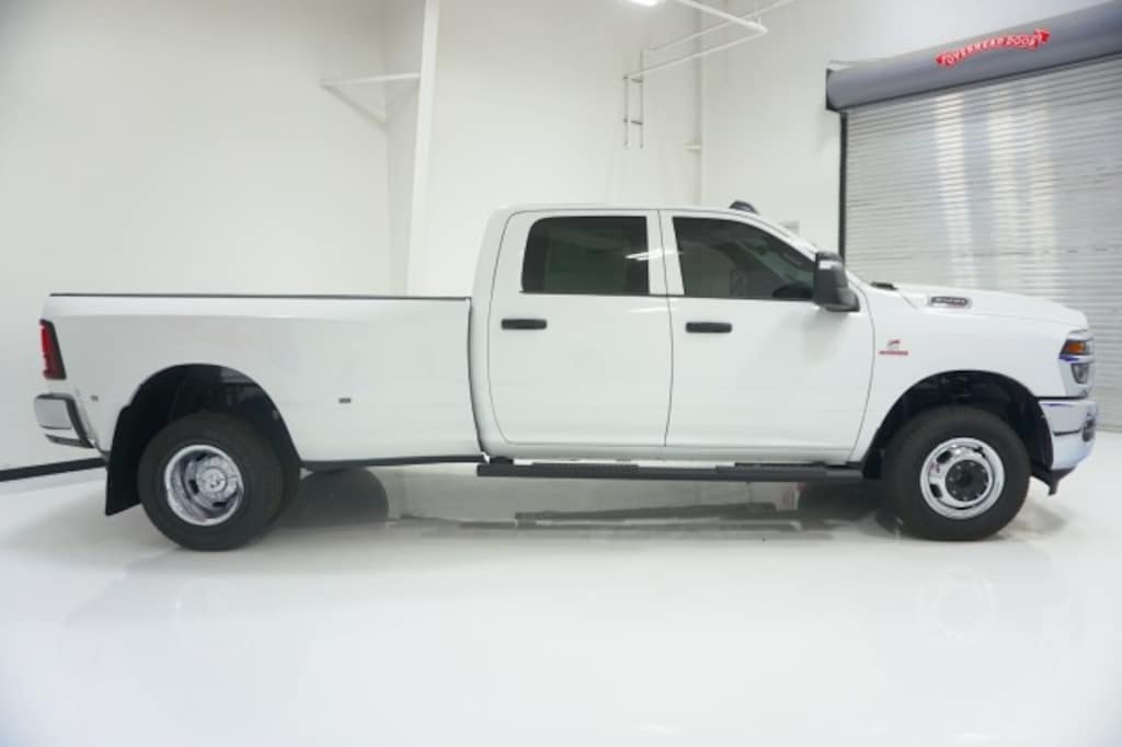 New 2027 Ram 3500 Tradesman Pickup