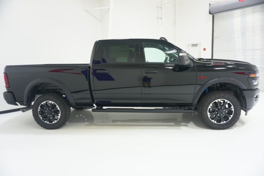 New 2026 Ram 2500 WARLOCK CREW CAB 4X4 6'4 BOX Pickup