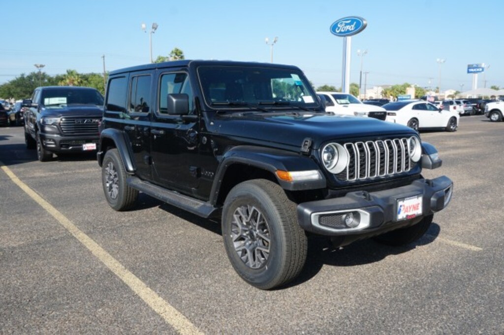 New 2026 Jeep Wrangler 4-DOOR SAHARA Sport Utility