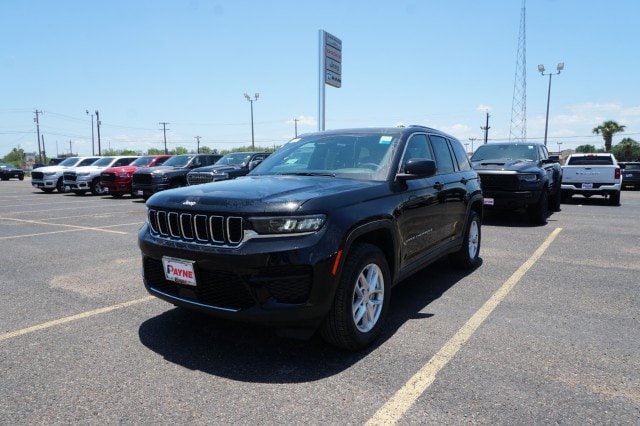 2026 Jeep Grand Cherokee LAREDO X 4X2