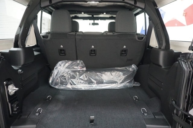 2026 Jeep Wrangler 4-Door Sport - Photo 10