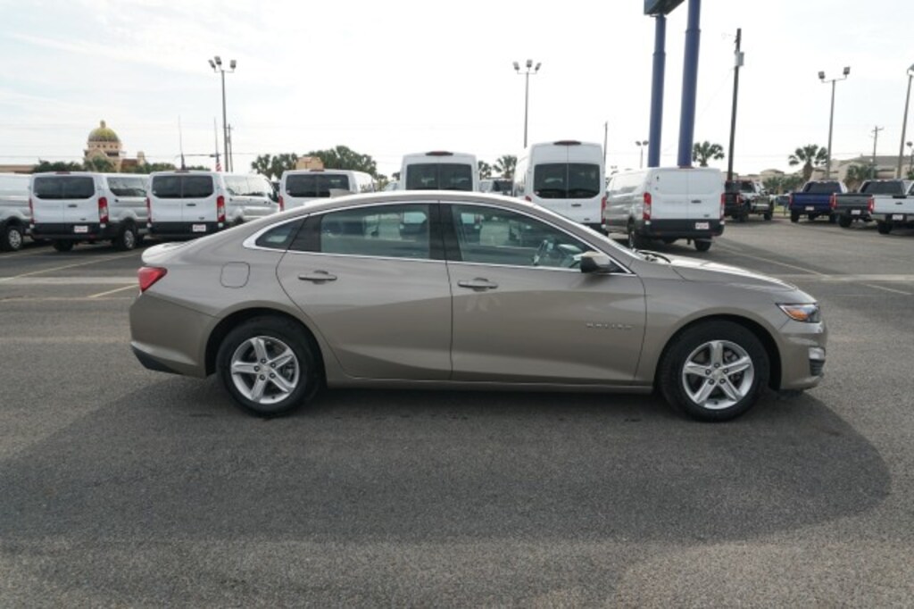 Used 2024 Chevrolet Malibu LT Sedan