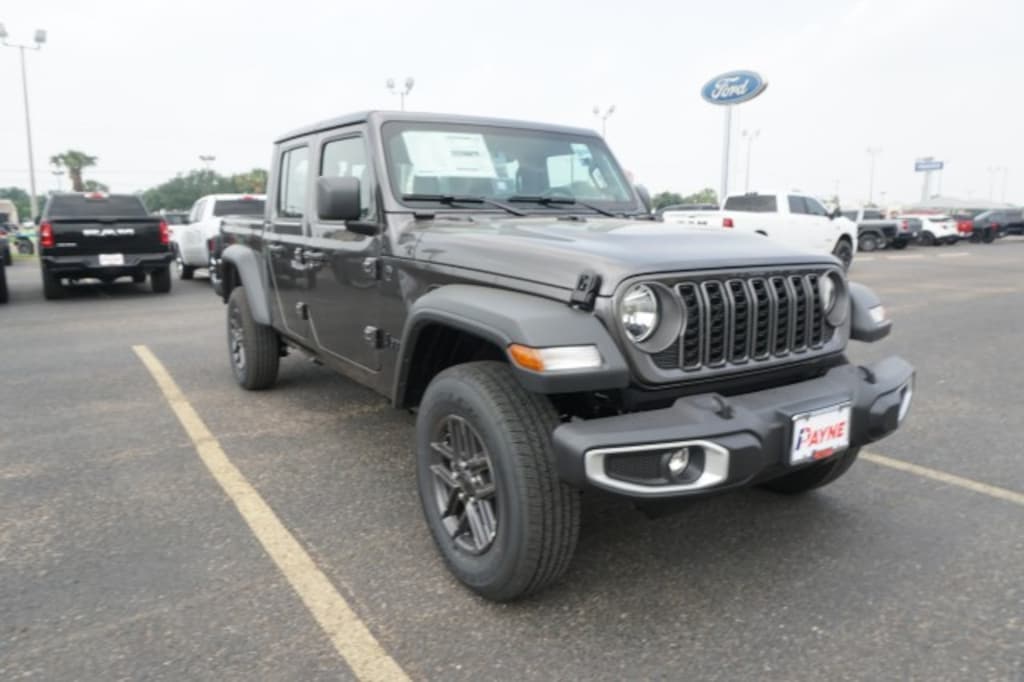 New 2026 Jeep Gladiator SPORT 4X4 Pickup
