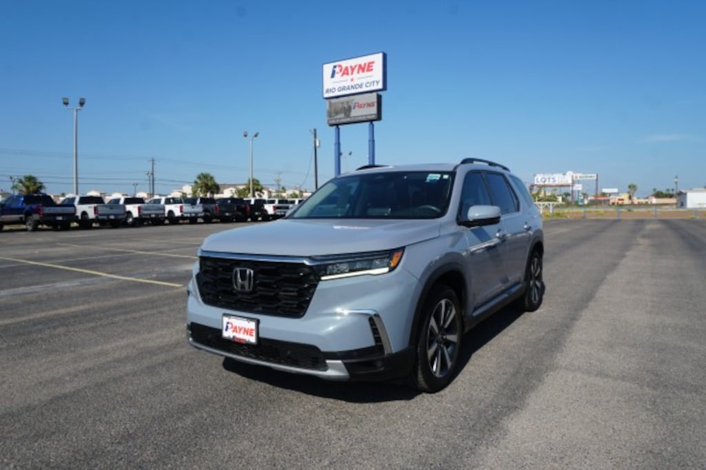 Used 2025 Honda Pilot Touring SUV