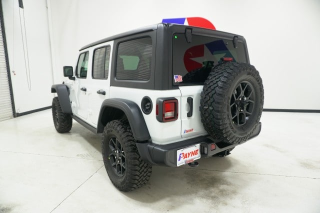 2026 Jeep Wrangler 4-Door Willys - Photo 11
