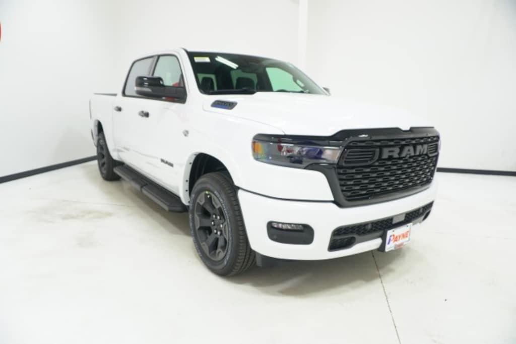 New 2026 Ram 1500 LONE STAR CREW CAB 4X4 5'7 BOX Pickup