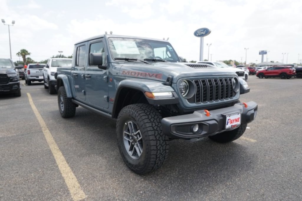 New 2026 Jeep Gladiator MOJAVE 4X4 Pickup