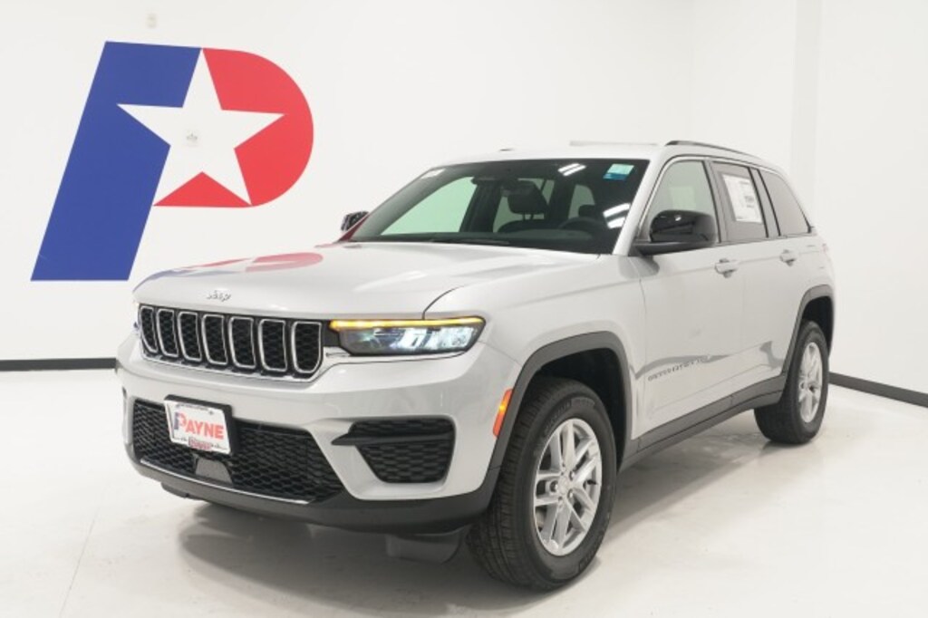 New 2026 Jeep Grand Cherokee LAREDO 4X2 Sport Utility