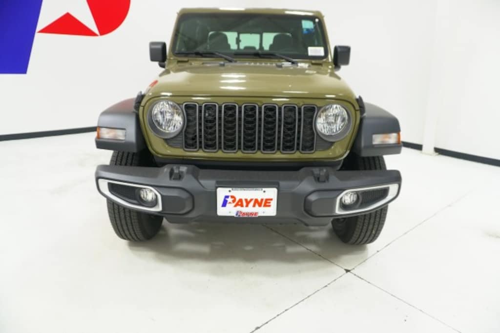 New 2026 Jeep Gladiator SPORT 4X4 Pickup