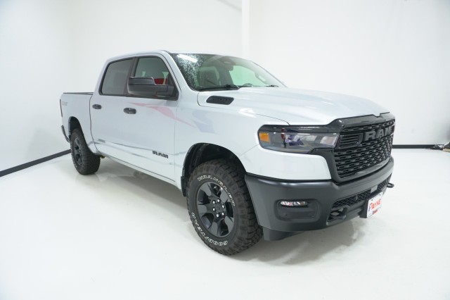 New 2026 Ram 1500 WARLOCK CREW CAB 4X4 5'7 BOX Pickup