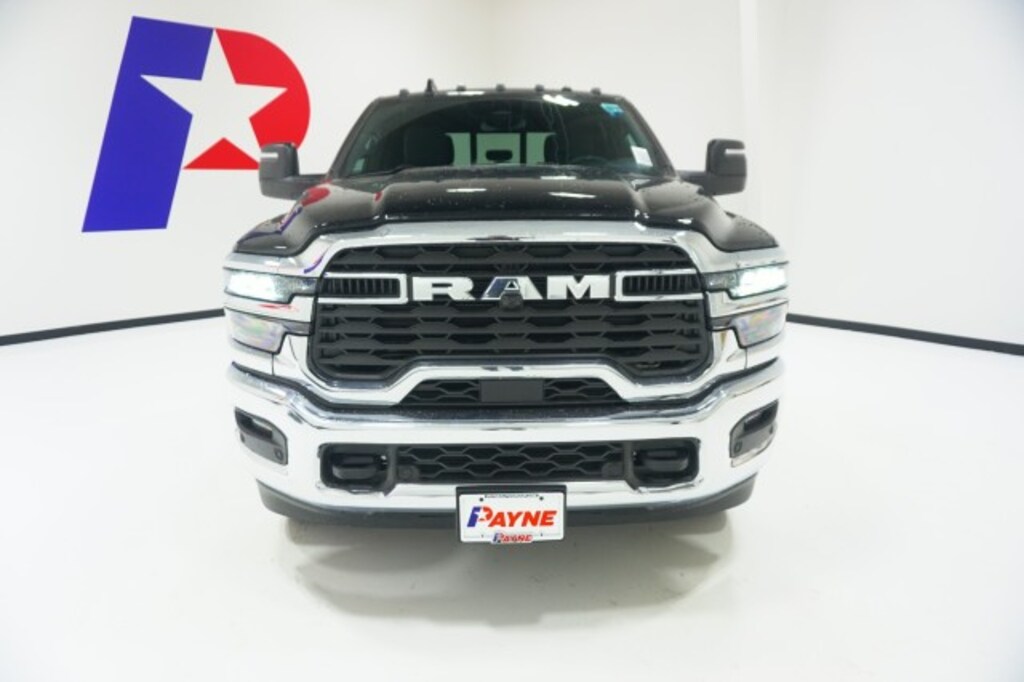 New 2026 Ram 3500 TRADESMAN CREW CAB 4X4 8' BOX Pickup