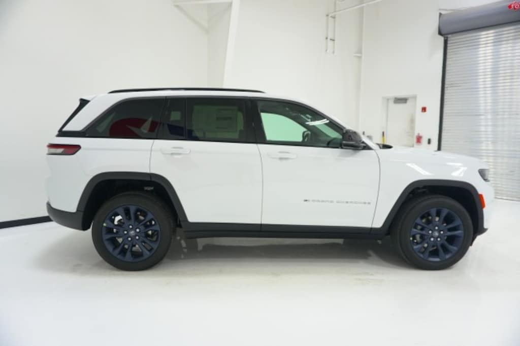 New 2026 Jeep Grand Cherokee 85th Anniversay Edition 4x4 Sport Utility