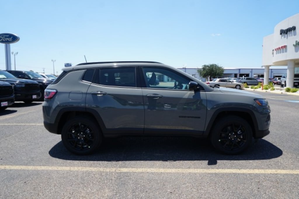 New 2026 Jeep Compass LATITUDE ALTITUDE 4X4 Sport Utility
