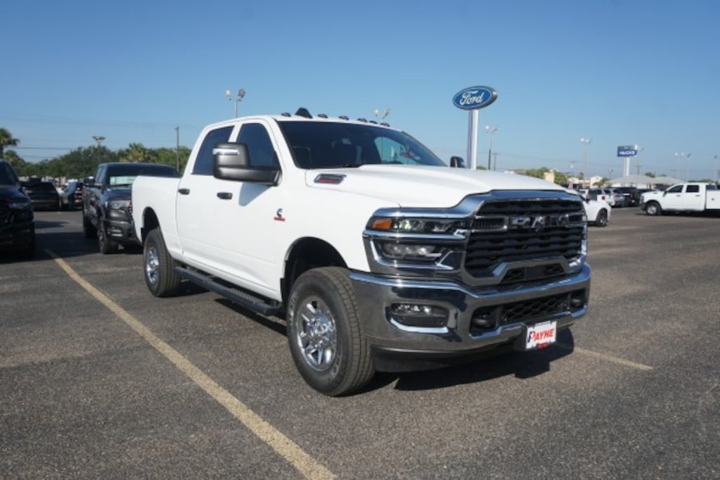 New 2026 Ram 2500 TRADESMAN CREW CAB 4X4 6'4 BOX Pickup