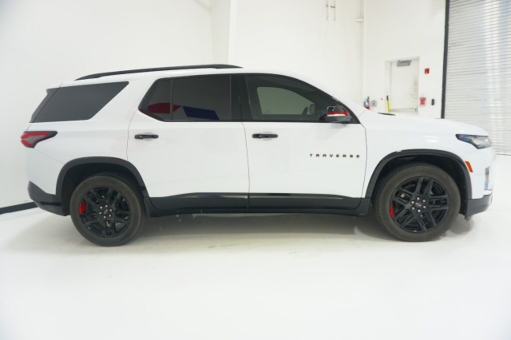 Used 2023 Chevrolet Traverse Premier SUV