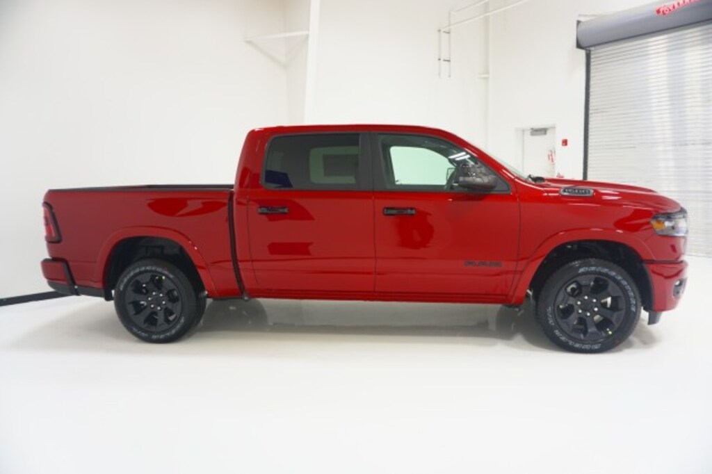 New 2026 Ram 1500 LONE STAR CREW CAB 4X2 5'7 BOX Pickup