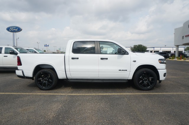 New 2027 Ram 1500 LARAMIE CREW CAB 4X4 5'7 BOX Pickup