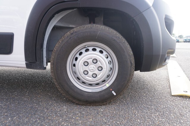 2025 Ram ProMaster 1500 Tradesman Cargo Van photo 4