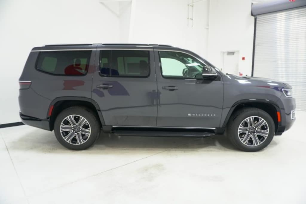 New 2025 Jeep Wagoneer 4X4 Sport Utility