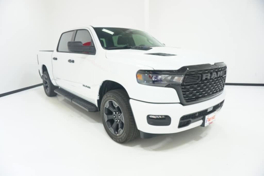 New 2026 Ram 1500 Express Crew Cab 4x4 5'7 Box Pickup
