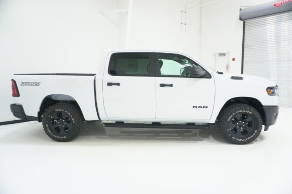 New 2027 Ram 1500 WARLOCK CREW CAB 4X4 5'7 BOX Pickup