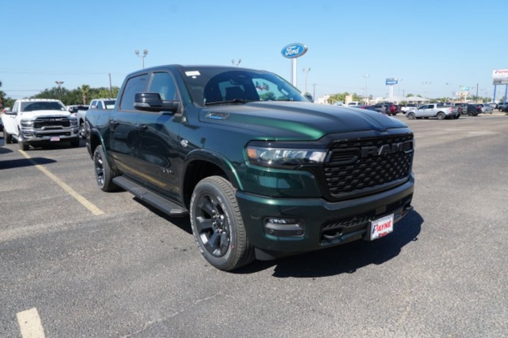 New 2026 Ram 1500 LONE STAR CREW CAB 4X4 5'7 BOX Pickup