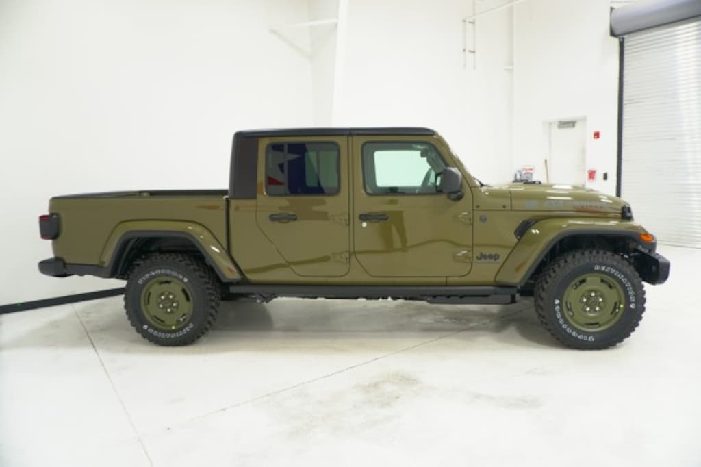 New 2026 Jeep Gladiator WILLYS '41 4X4 Pickup