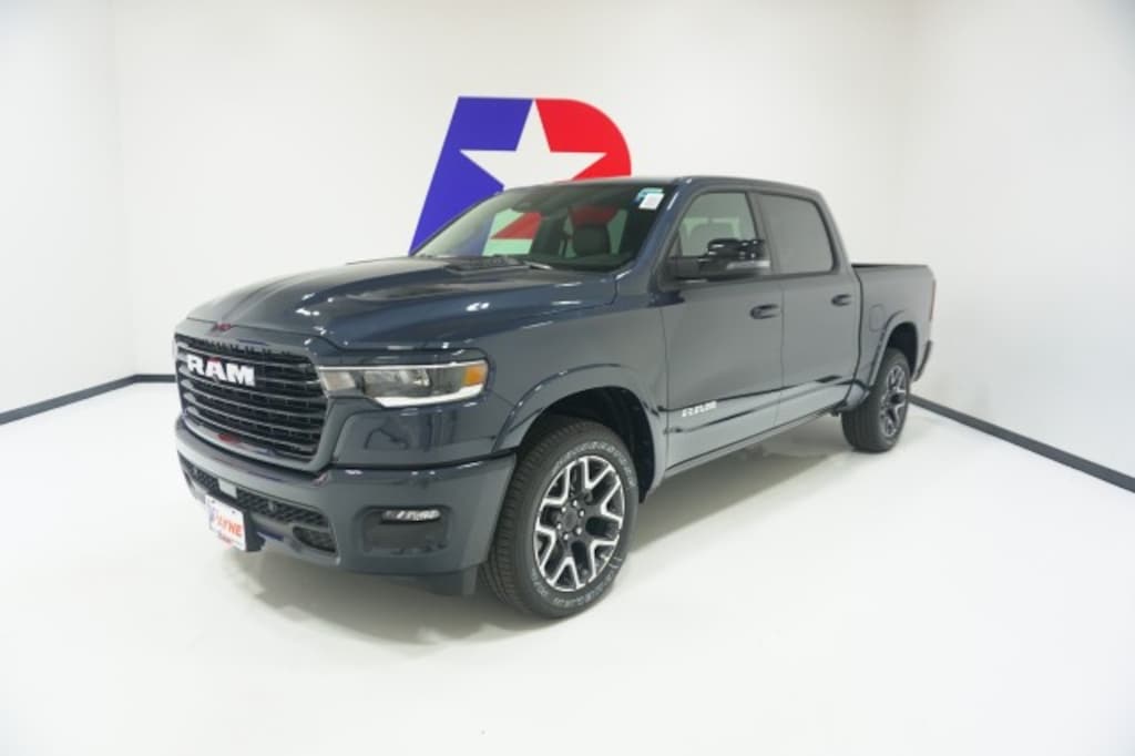 New 2026 Ram 1500 LARAMIE CREW CAB 4X2 5'7 BOX Pickup