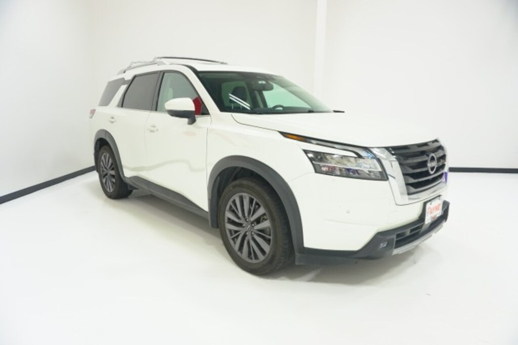 Used 2022 Nissan Pathfinder SL SUV