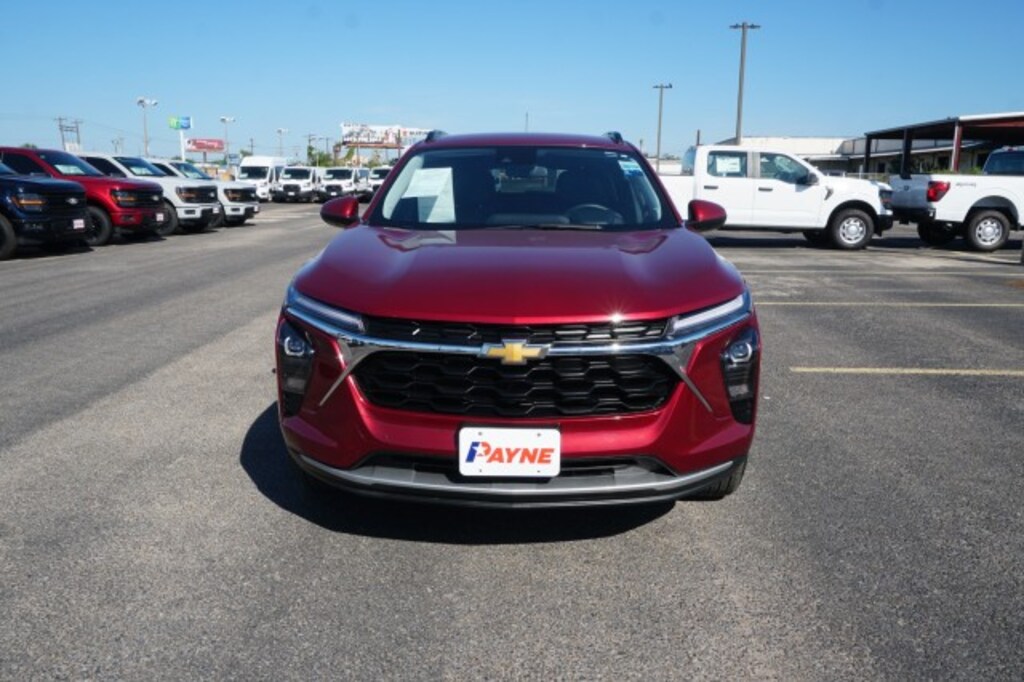 Used 2025 Chevrolet Trax LT SUV