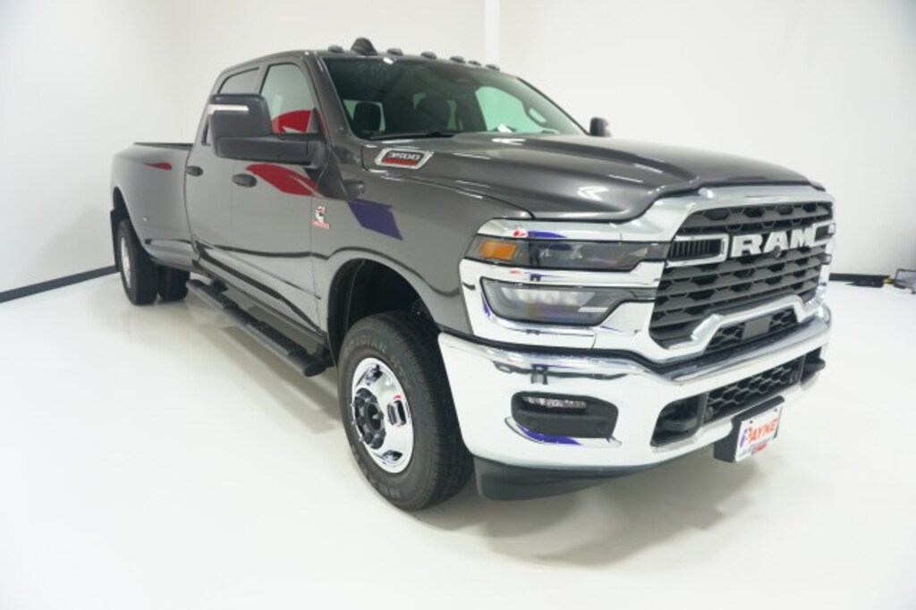 New 2026 Ram 3500 TRADESMAN CREW CAB 4X4 8' BOX Pickup
