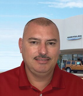 Staff member Simon Solis from ID_f08337246fbf