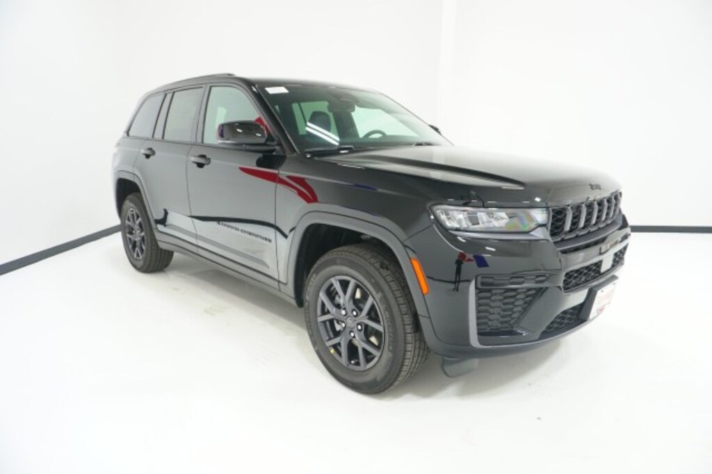 New 2027 Jeep Grand Cherokee Laredo Altitude Sport Utility