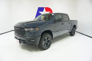 2026 Ram 1500 WARLOCK CREW CAB 4X4 5'7 BOX Pickup